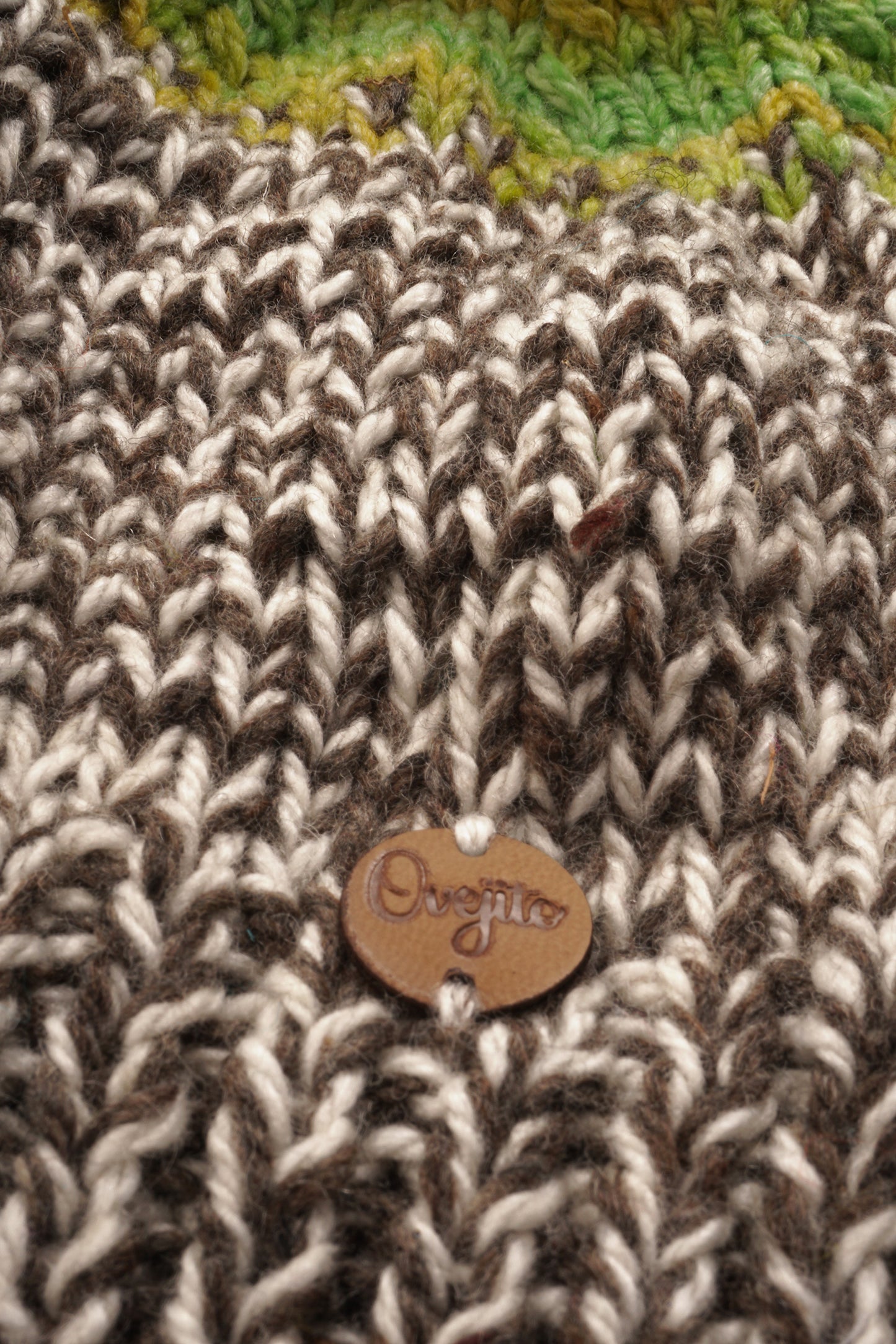 GORRO ARTESANAL POM - POM